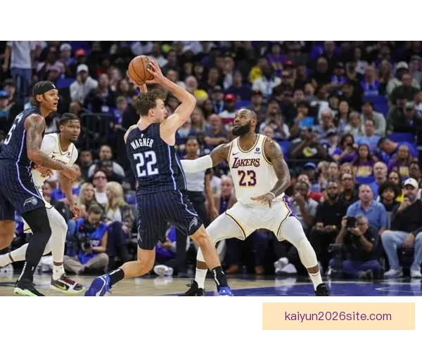 詹姆斯与戴维斯联手复仇雷霆 亚历山大冲击三杀成焦点